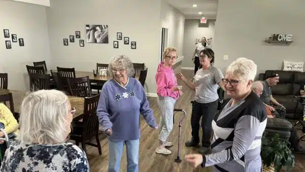 Memory Care vs Nursing Home - The Difference Between Them
