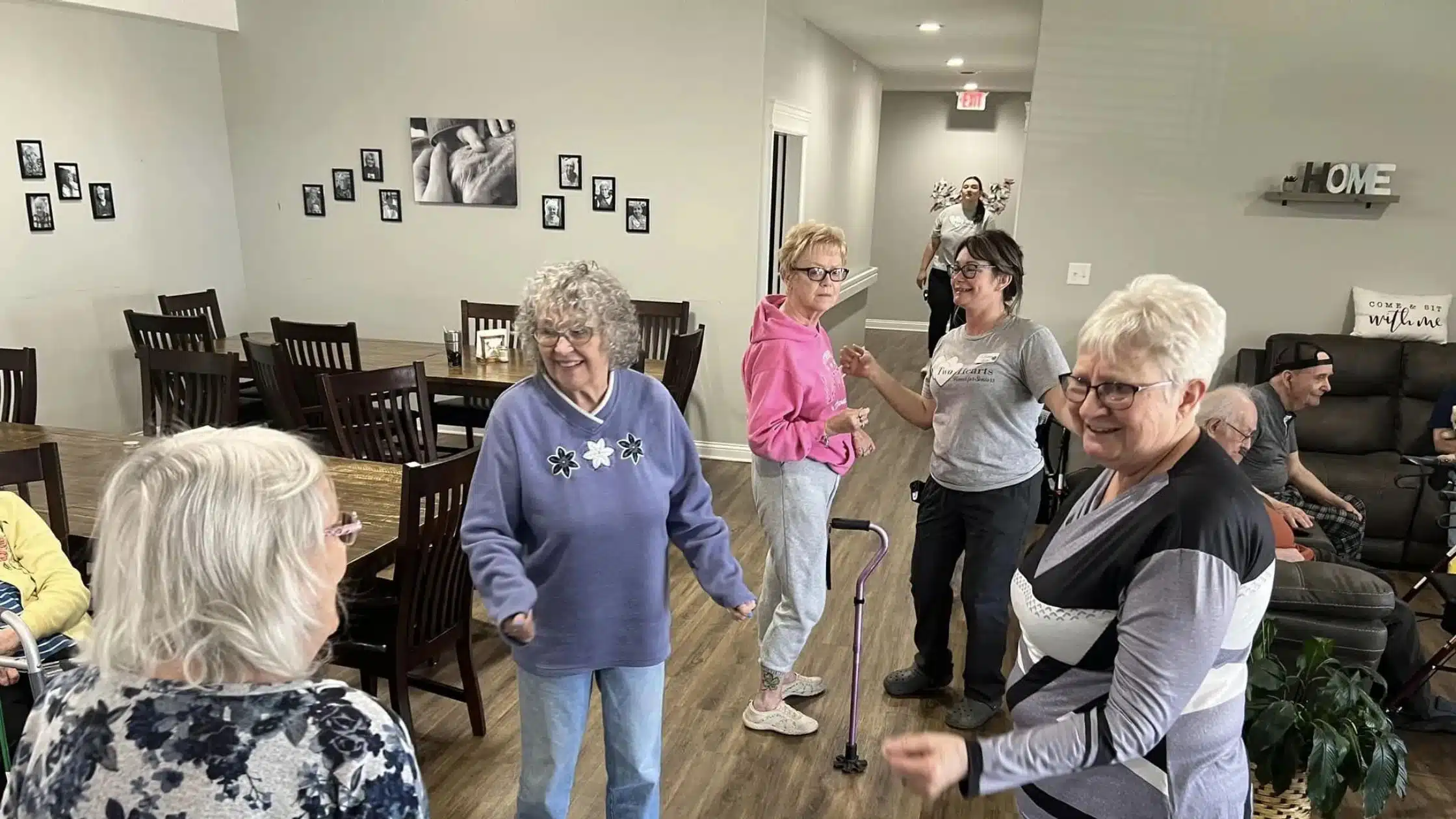 Memory Care vs Nursing Home - The Difference Between Them