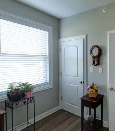 Lock and leave community for seniors